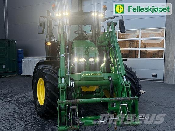 John Deere 6120M Traktory
