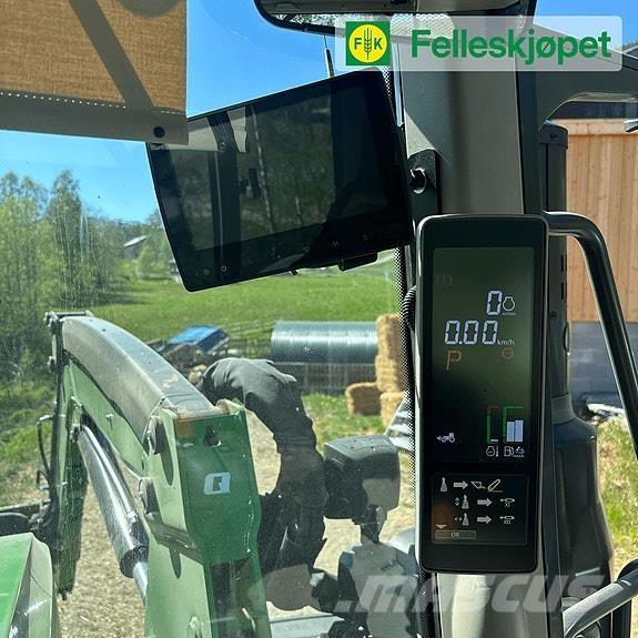 John Deere 6120M Traktory