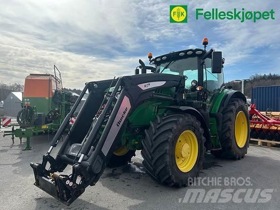 John Deere 6155R Traktory