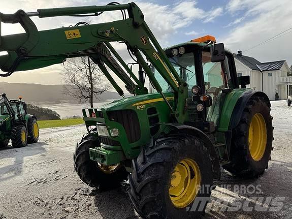 John Deere 6230 Traktory