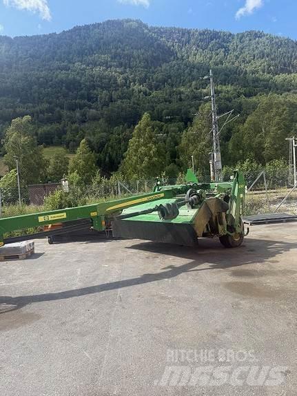 John Deere 630 Stroje na zber krmovín-príslušenstvo