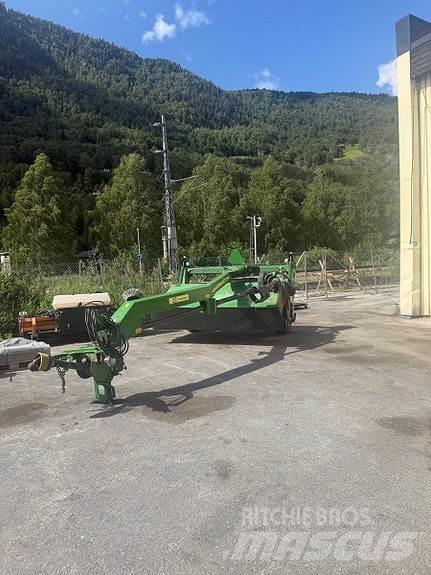 John Deere 630 Stroje na zber krmovín-príslušenstvo