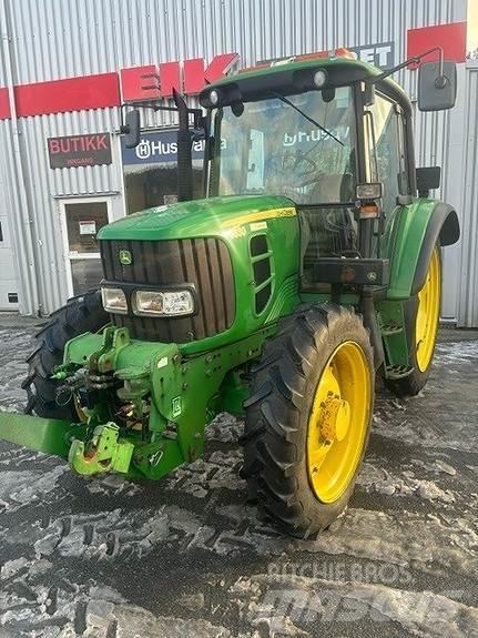 John Deere 6330 Traktory