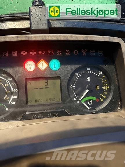 John Deere 6510 Traktory