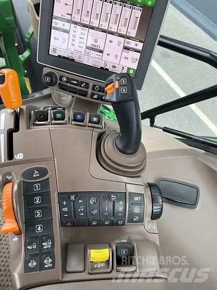 John Deere 6R150 Traktory