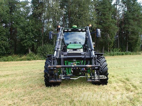 John Deere 6R150 Traktory