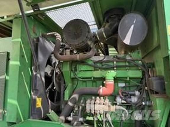 John Deere 7300 Stroje na zber krmovín-príslušenstvo