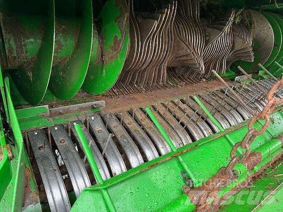 John Deere C440R Lisy na okrúhle balíky