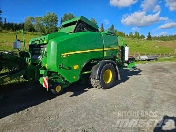 John Deere C441R Lisy na okrúhle balíky