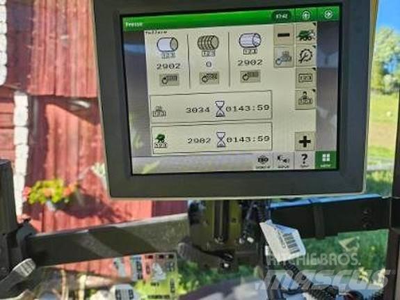 John Deere C441R Lisy na okrúhle balíky