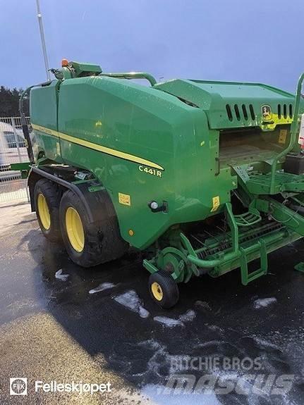 John Deere C441R Lisy na okrúhle balíky