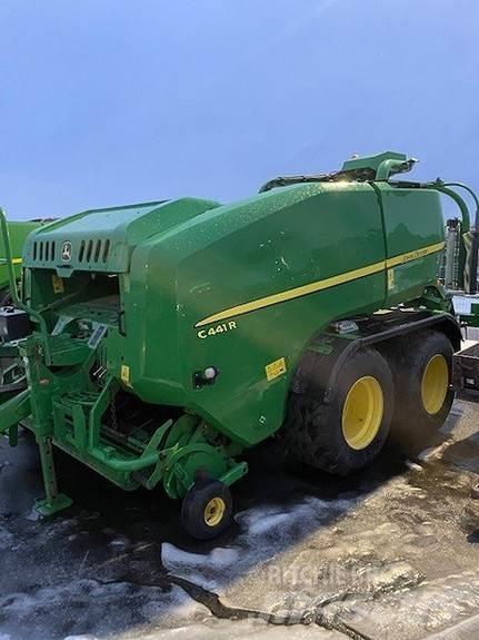 John Deere C441R Lisy na okrúhle balíky
