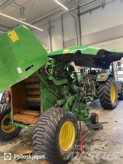 John Deere F441 Lisy na okrúhle balíky