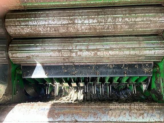 John Deere F441 Lisy na okrúhle balíky