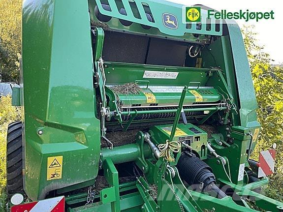 John Deere V451r Lisy na okrúhle balíky