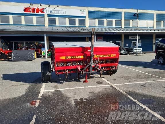 Junkkari 2500 Mechanické sejačky