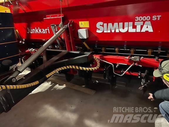 Junkkari ST3000 Rozmetadlá maštaľného hnoja