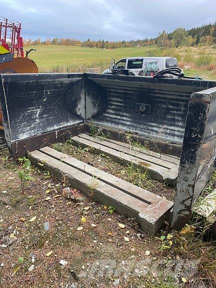  Klett 4300 Ďalšie cestné a snežné stroje