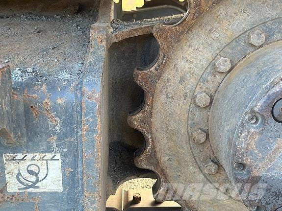 Kobelco SK75SR-7 Pásové rýpadlá