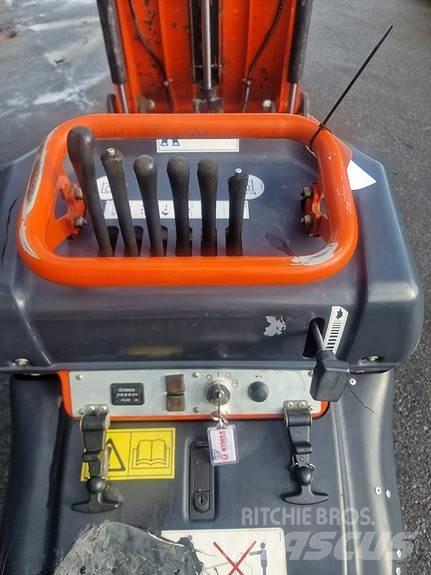 Kubota KC70VSL-4 Kĺbové nákladné autá