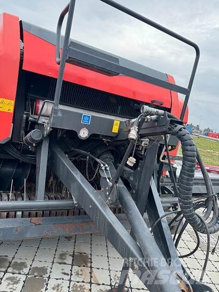 Kuhn FBP 3135 Lisy na okrúhle balíky