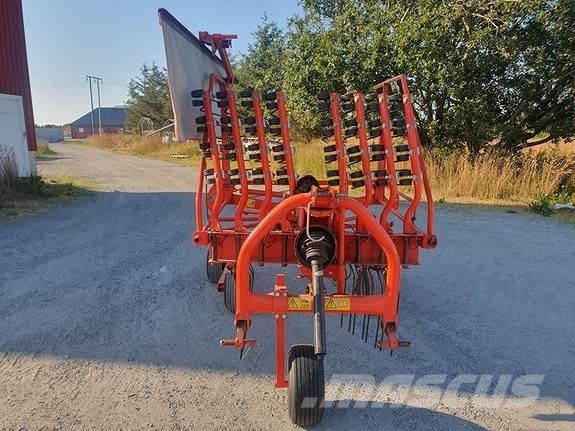 Kuhn GA 4121 GM Riadkovače