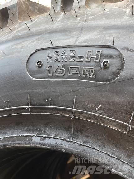 Kumho 10.00-20 Pneumatiky, kolesá a ráfiky