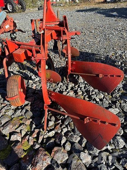 Kverneland 14 Konvenčné pluhy