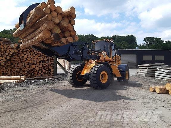 Ljungby  Kolesové nakladače