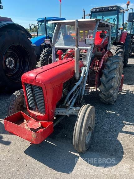 Massey Ferguson 35 Traktory