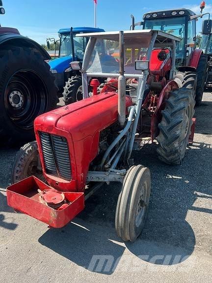 Massey Ferguson 35 Traktory