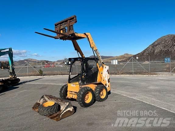 Mustang 2040 Šmykom riadené nakladače