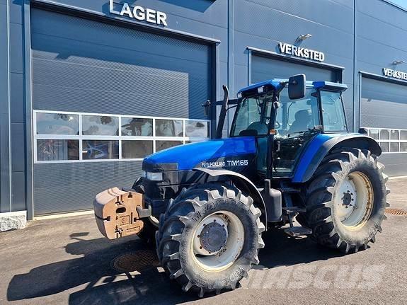 New Holland TM165 Traktory