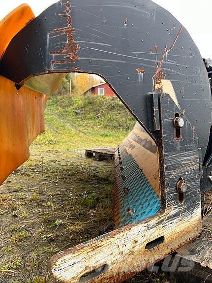  Øveraasen DEH285 Snežné pluhy, predné snežné radlice