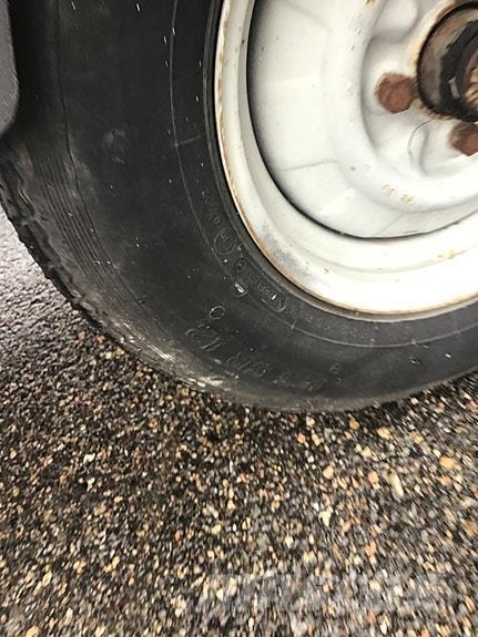  Peitz 700 kg Ďalšie cestné a snežné stroje