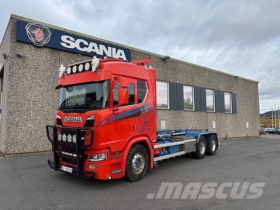 Scania R650B6x4NB Lanový nosič kontajnerov