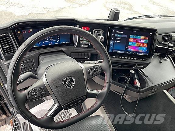 Scania R660A6X4NB Ťahače