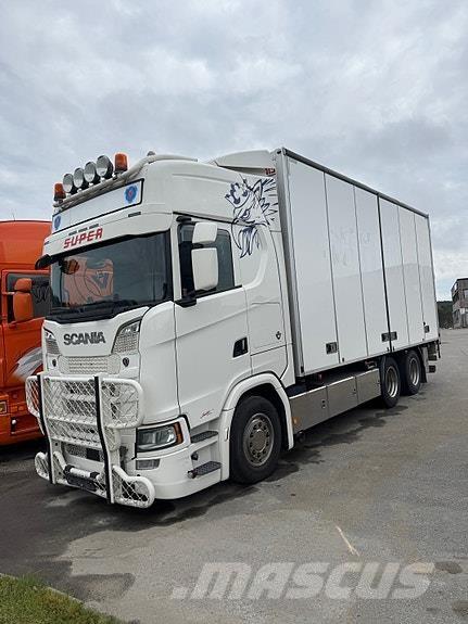 Scania S650B6X2NB Skriňová nadstavba