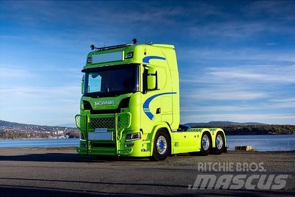 Scania S660A6x4NB Ťahače