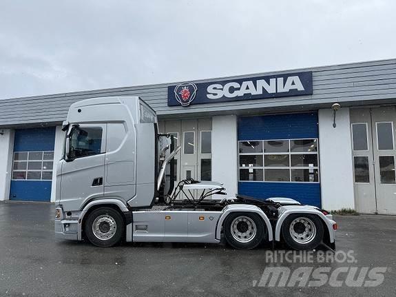 Scania S770 A6x4NB Ťahače