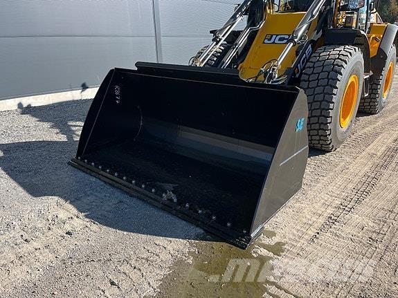  SE Universal Ďalšie poľnohospodárske stroje