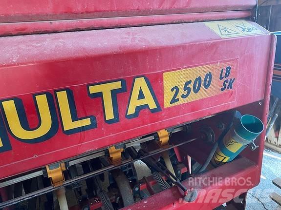Simulta 2500 LB/SK Rozmetadlá priemyselných hnojív