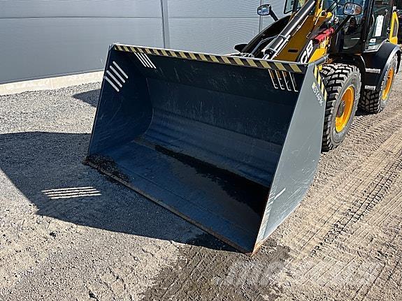 Stark LK2000 Ďalšie cestné a snežné stroje