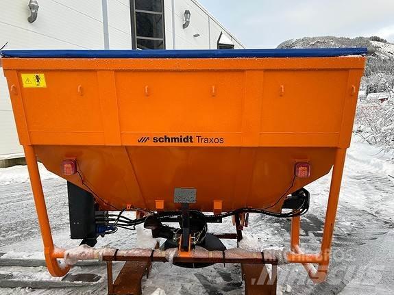 Traxos S15 VEP-490 Posýpače soli a piesku