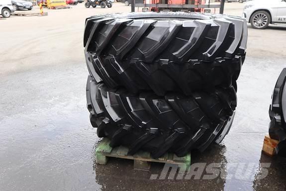 Trelleborg TM800 Pneumatiky, kolesá a ráfiky