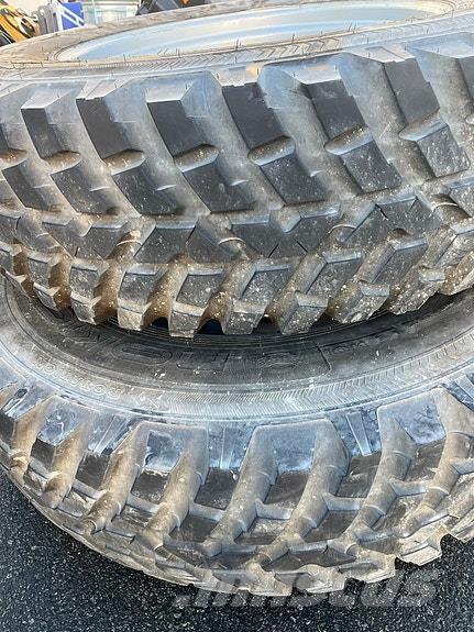  TRI Nokian Pneumatiky, kolesá a ráfiky