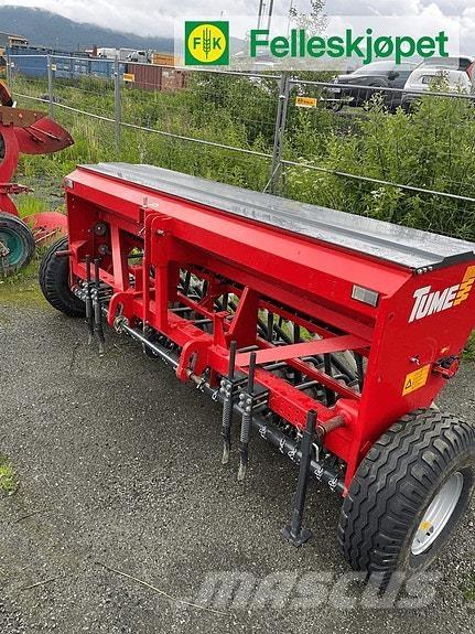 Tume CK3000 Rozmetadlá priemyselných hnojív