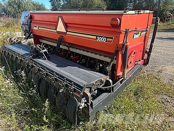 Tume HKL 3000 Rozmetadlá priemyselných hnojív