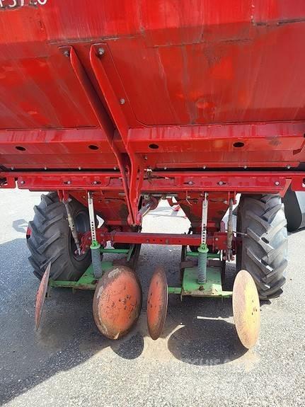 Underhaug UP 3720 Zemiakové kombajny