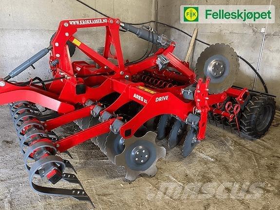 Unia ARES XL Ďalšie stroje na spracovanie pôdy a príslušenstvo